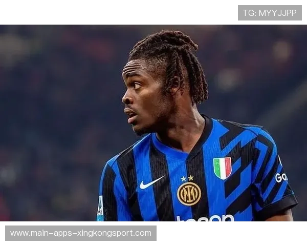 足坛新星入选国家队大名单,国际舞台迎来首秀 足坛新星入选国家队大名单,国际舞台迎来首秀