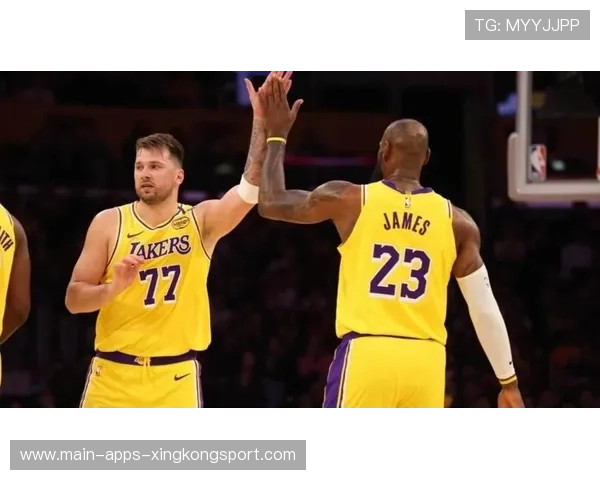 詹姆斯26+4创纪录，东契奇29+6，湖人神迹